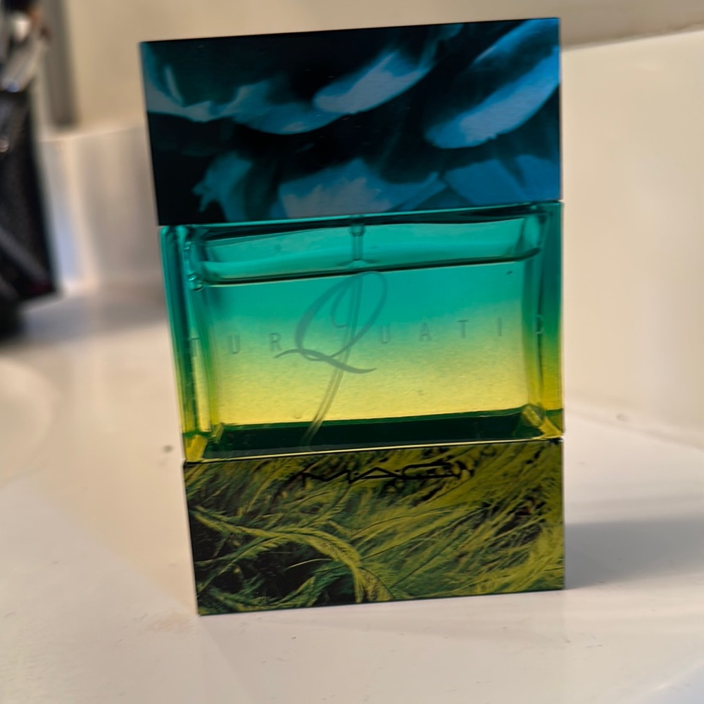 MAC Turquatic perfume